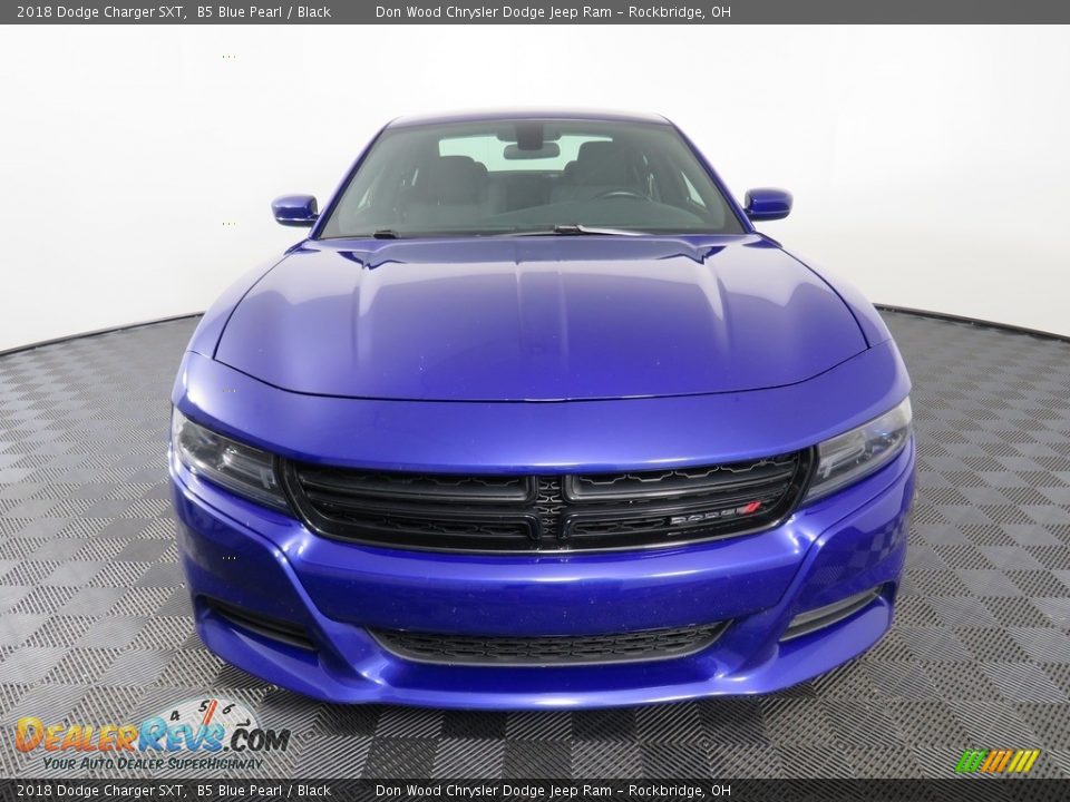 2018 Dodge Charger SXT B5 Blue Pearl / Black Photo #5