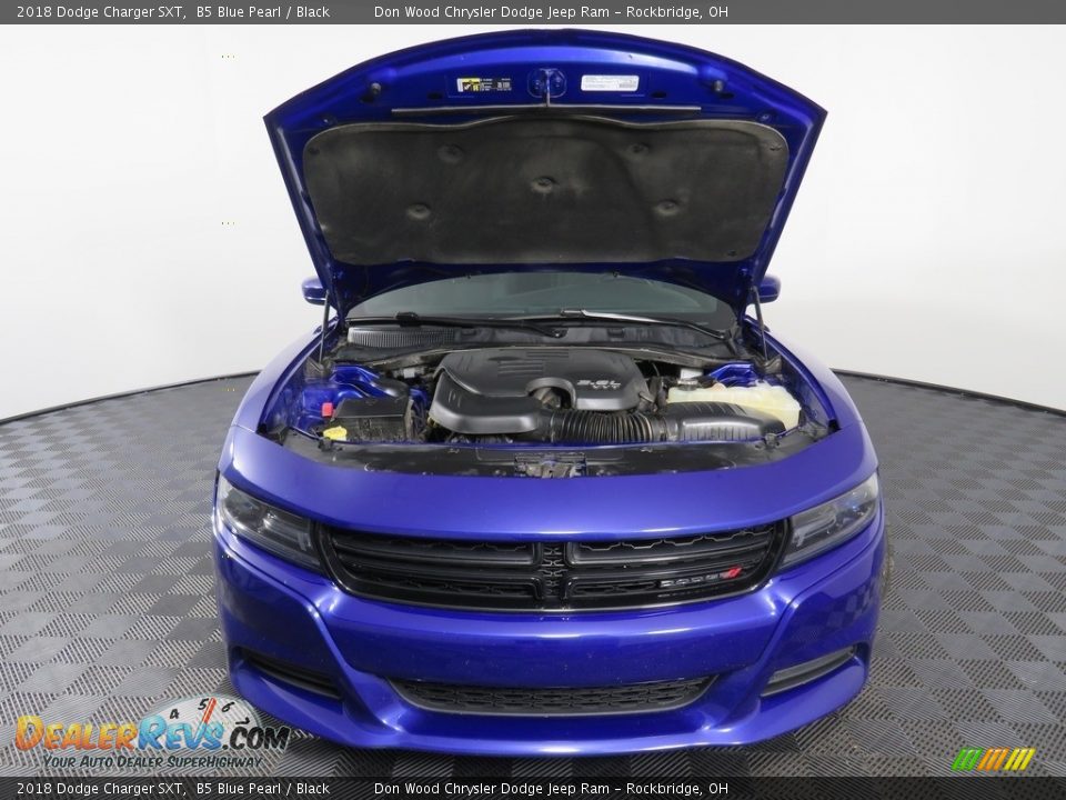 2018 Dodge Charger SXT B5 Blue Pearl / Black Photo #6