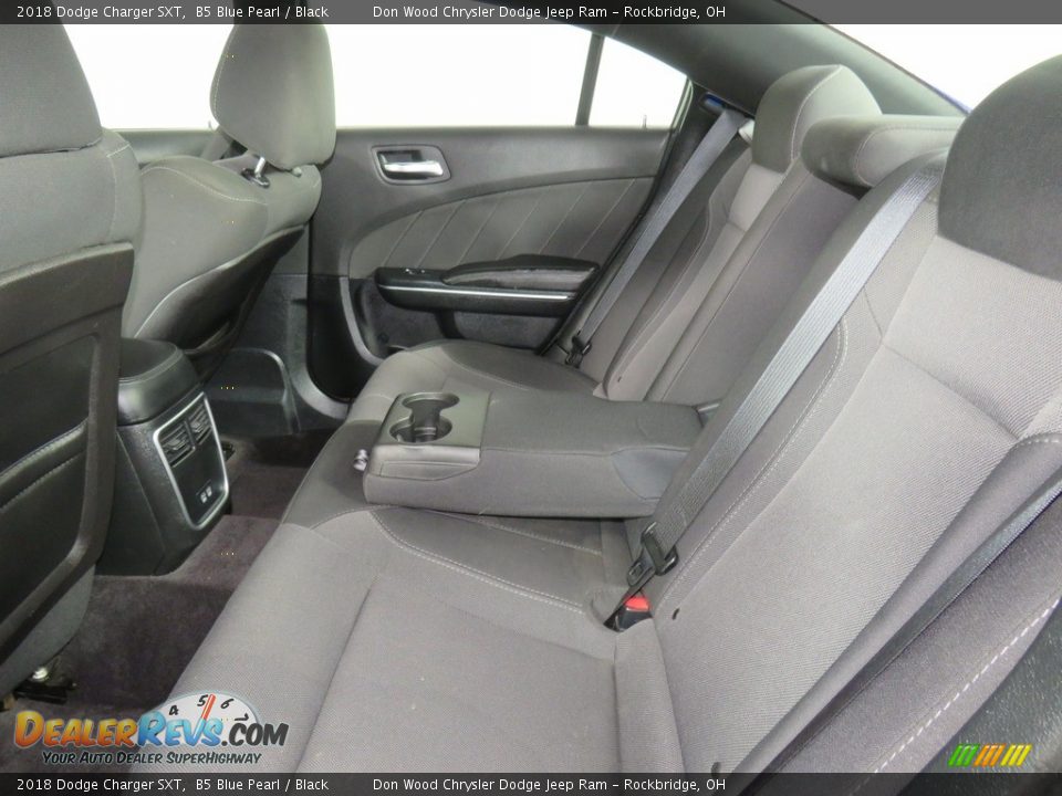 2018 Dodge Charger SXT B5 Blue Pearl / Black Photo #24