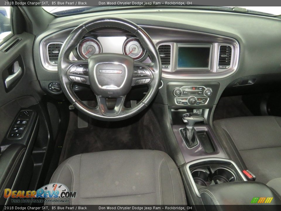 2018 Dodge Charger SXT B5 Blue Pearl / Black Photo #26