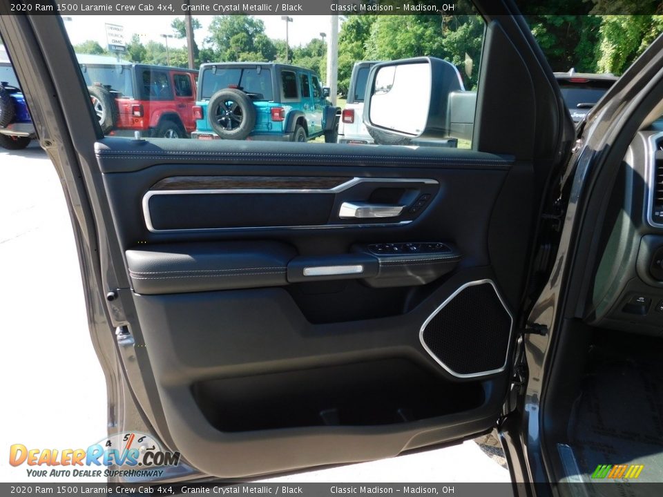 2020 Ram 1500 Laramie Crew Cab 4x4 Granite Crystal Metallic / Black Photo #8
