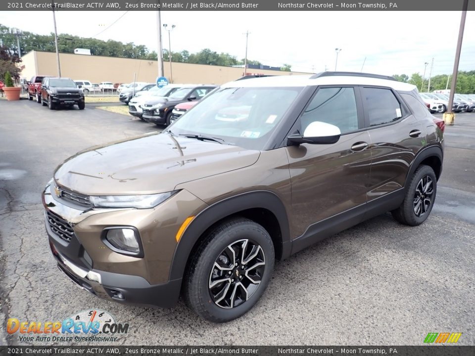 Front 3/4 View of 2021 Chevrolet Trailblazer ACTIV AWD Photo #1