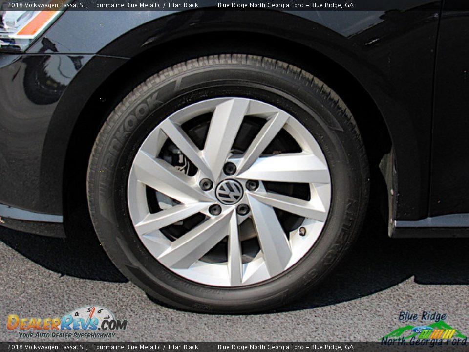 2018 Volkswagen Passat SE Tourmaline Blue Metallic / Titan Black Photo #9