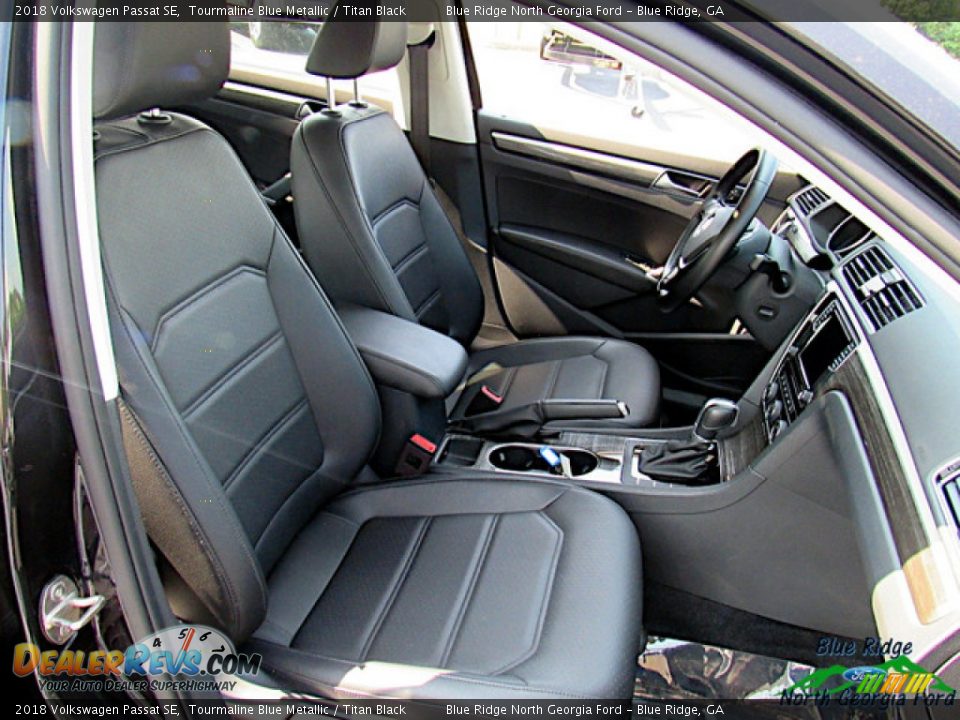 2018 Volkswagen Passat SE Tourmaline Blue Metallic / Titan Black Photo #12