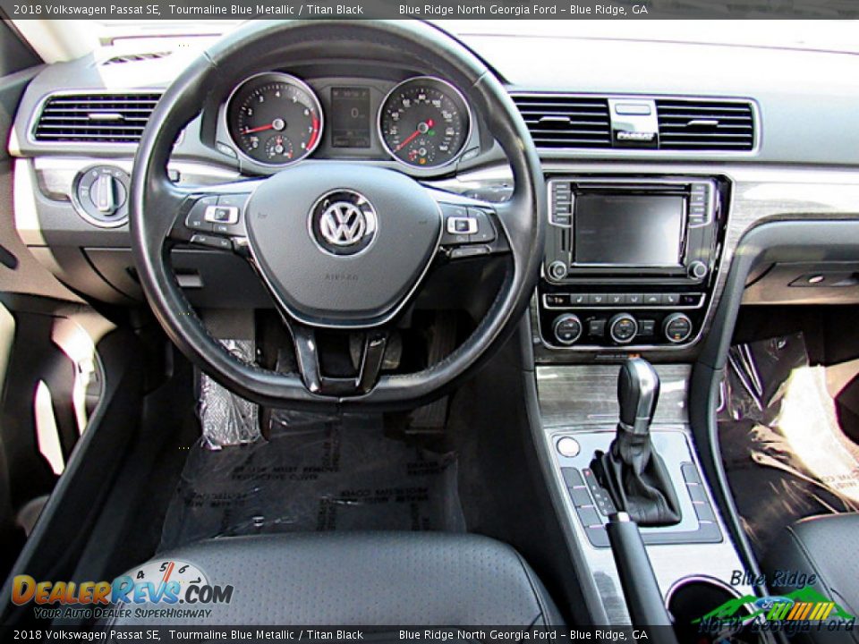 2018 Volkswagen Passat SE Tourmaline Blue Metallic / Titan Black Photo #15