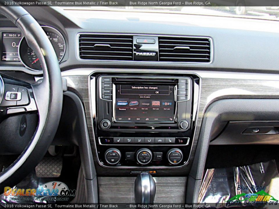 2018 Volkswagen Passat SE Tourmaline Blue Metallic / Titan Black Photo #17