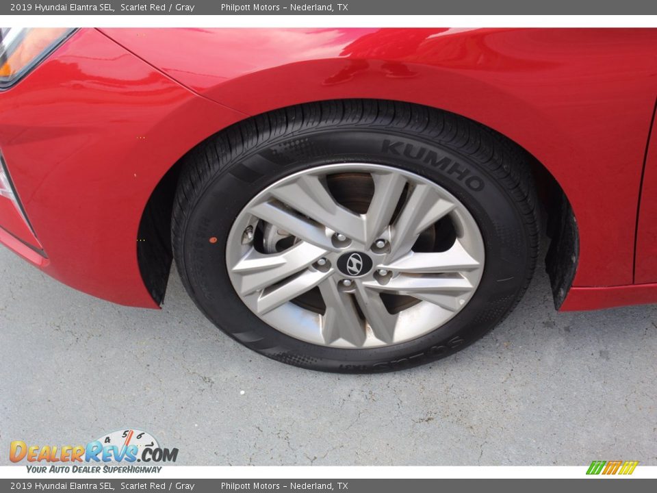 2019 Hyundai Elantra SEL Scarlet Red / Gray Photo #5