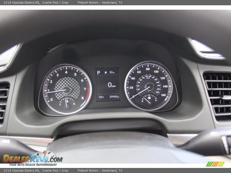 2019 Hyundai Elantra SEL Scarlet Red / Gray Photo #18