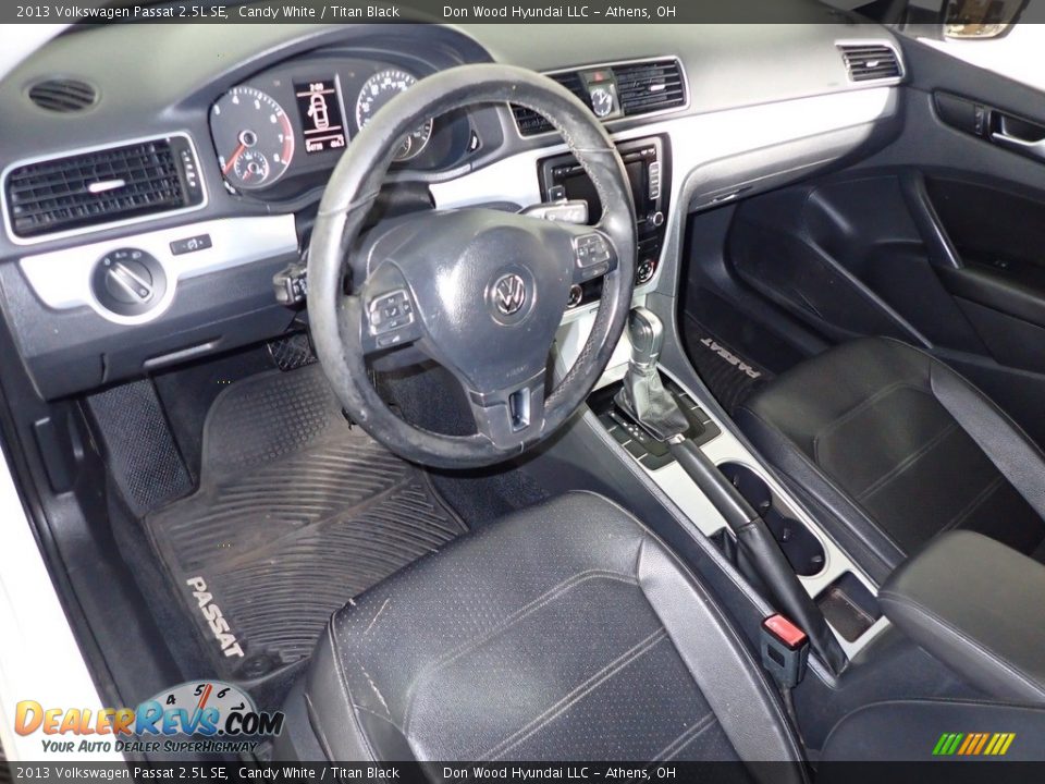 2013 Volkswagen Passat 2.5L SE Candy White / Titan Black Photo #18