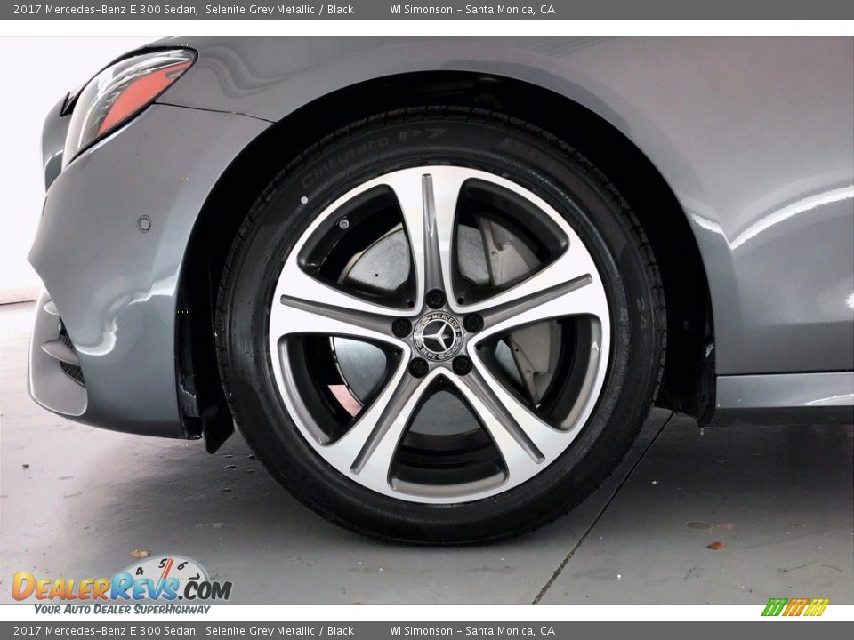 2017 Mercedes-Benz E 300 Sedan Selenite Grey Metallic / Black Photo #8