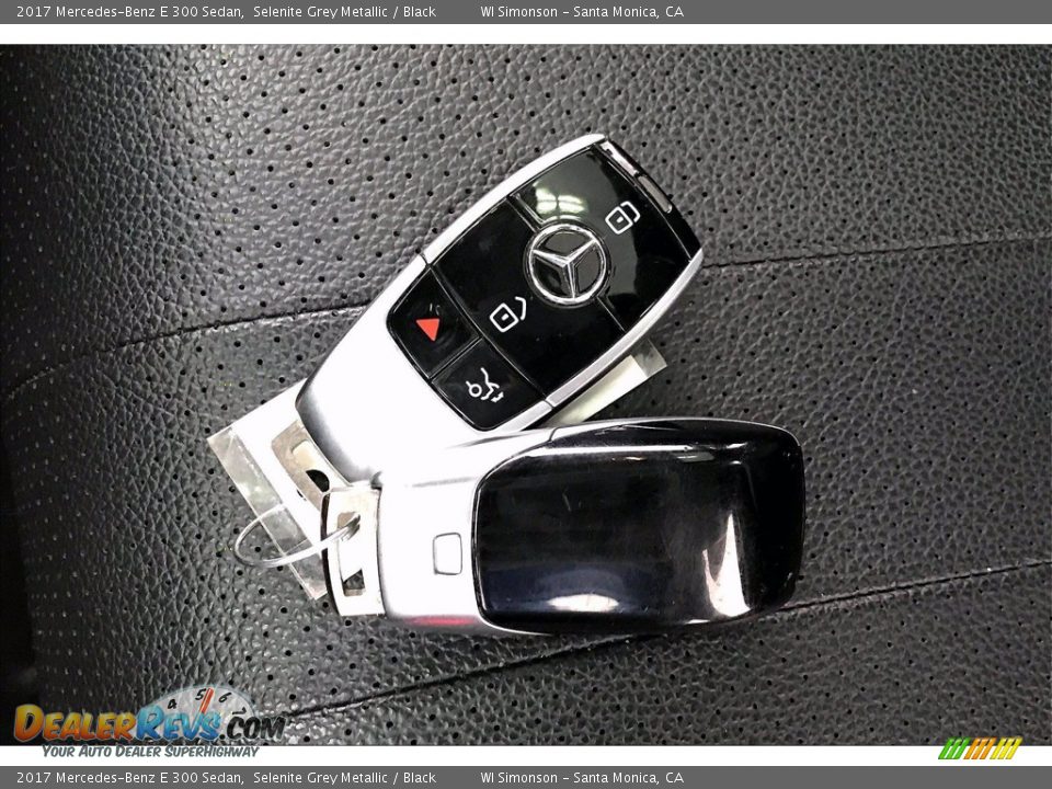2017 Mercedes-Benz E 300 Sedan Selenite Grey Metallic / Black Photo #11