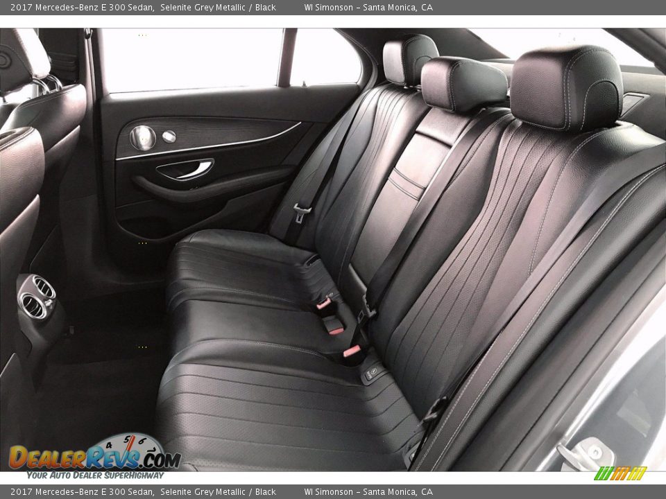 2017 Mercedes-Benz E 300 Sedan Selenite Grey Metallic / Black Photo #15