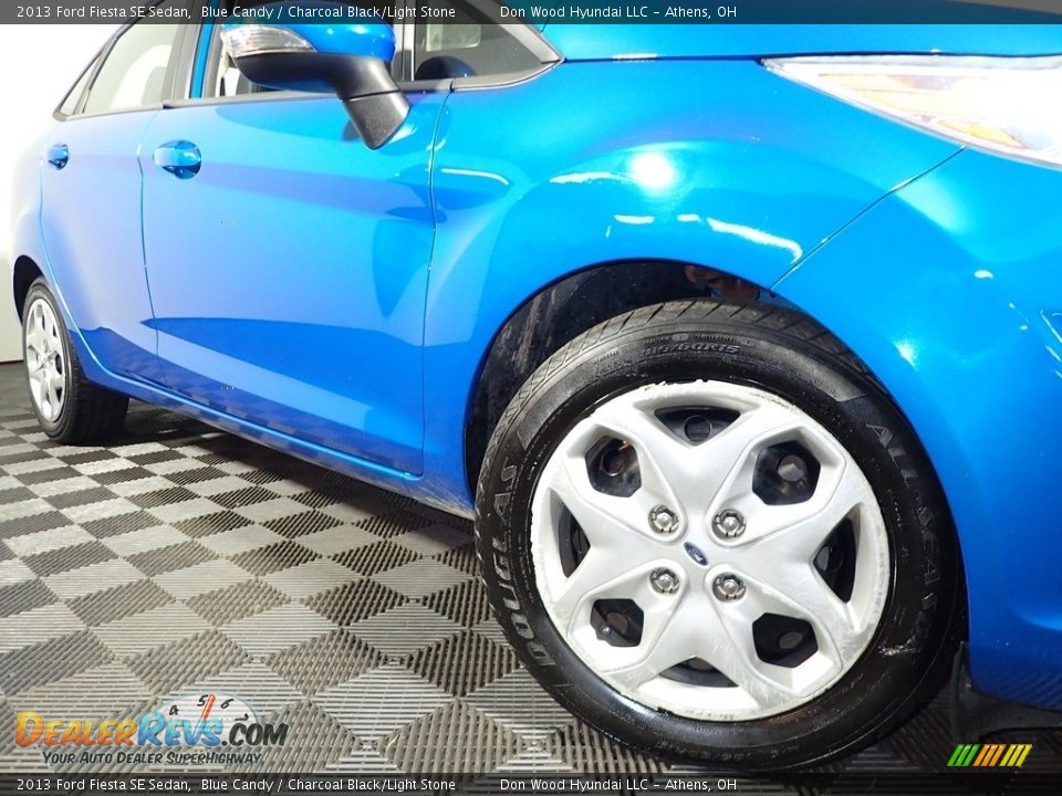 2013 Ford Fiesta SE Sedan Blue Candy / Charcoal Black/Light Stone Photo #3