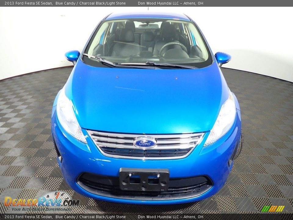 2013 Ford Fiesta SE Sedan Blue Candy / Charcoal Black/Light Stone Photo #4