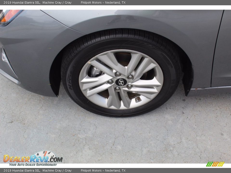 2019 Hyundai Elantra SEL Machine Gray / Gray Photo #5
