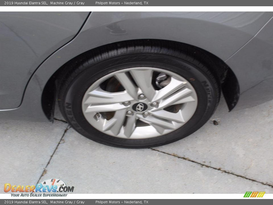 2019 Hyundai Elantra SEL Machine Gray / Gray Photo #6