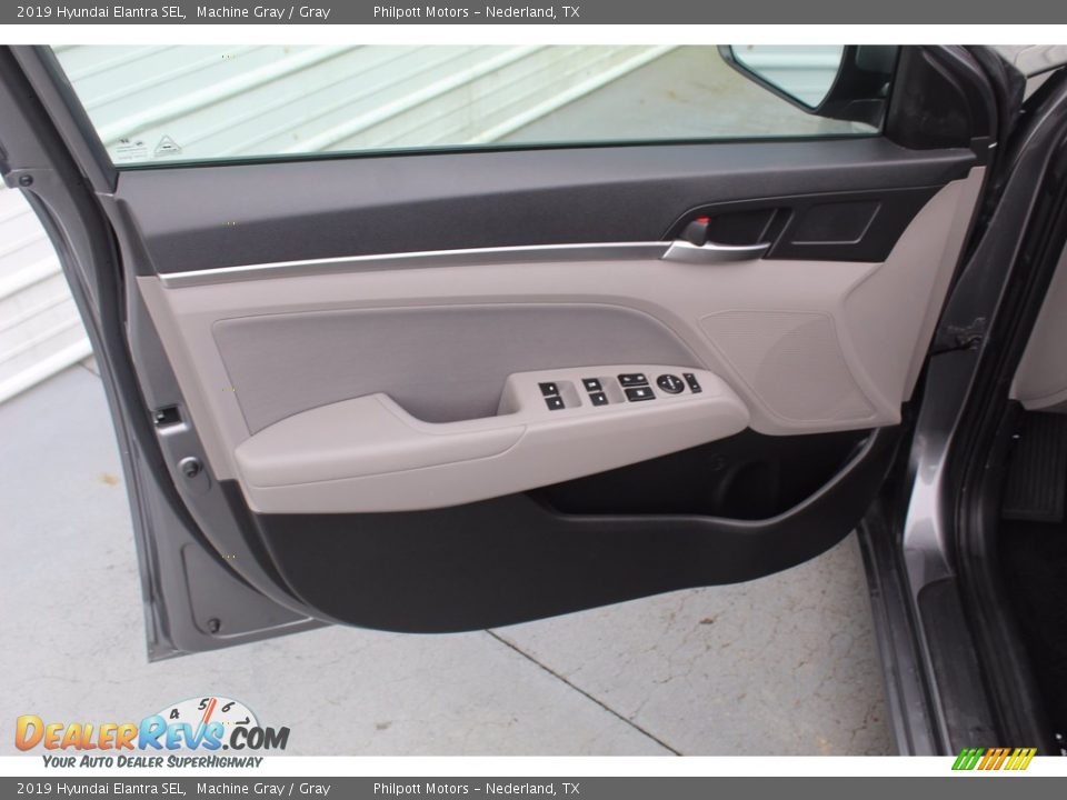 2019 Hyundai Elantra SEL Machine Gray / Gray Photo #11