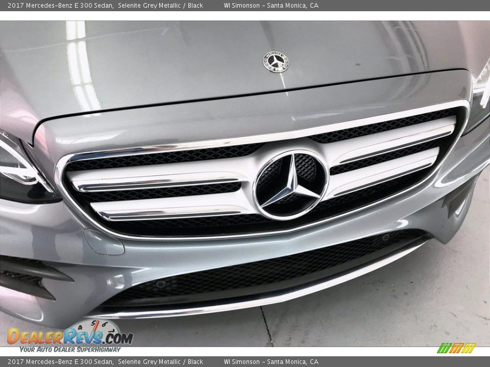 2017 Mercedes-Benz E 300 Sedan Selenite Grey Metallic / Black Photo #33