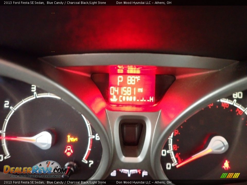 2013 Ford Fiesta SE Sedan Blue Candy / Charcoal Black/Light Stone Photo #27