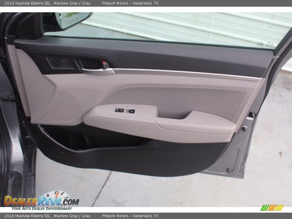 2019 Hyundai Elantra SEL Machine Gray / Gray Photo #27