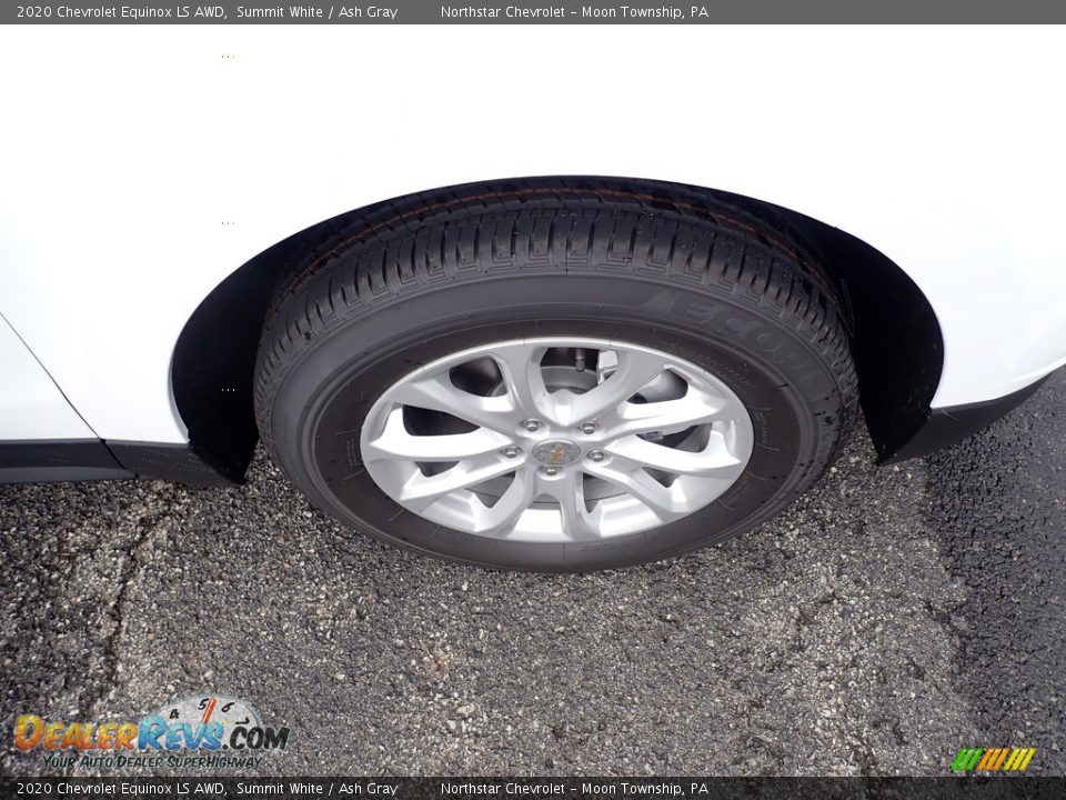 2020 Chevrolet Equinox LS AWD Wheel Photo #8