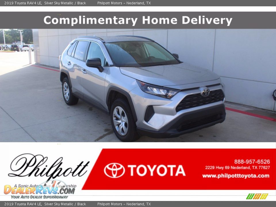 2019 Toyota RAV4 LE Silver Sky Metallic / Black Photo #1