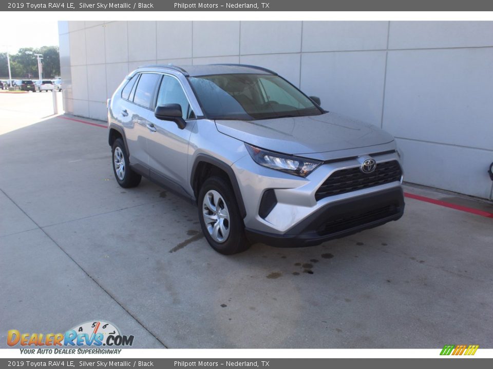 2019 Toyota RAV4 LE Silver Sky Metallic / Black Photo #2