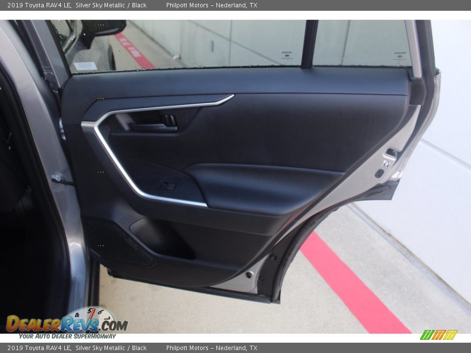 2019 Toyota RAV4 LE Silver Sky Metallic / Black Photo #23