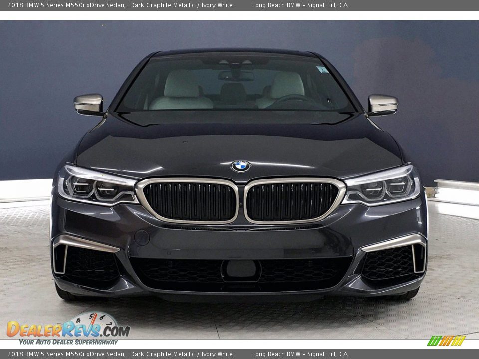 2018 BMW 5 Series M550i xDrive Sedan Dark Graphite Metallic / Ivory White Photo #2