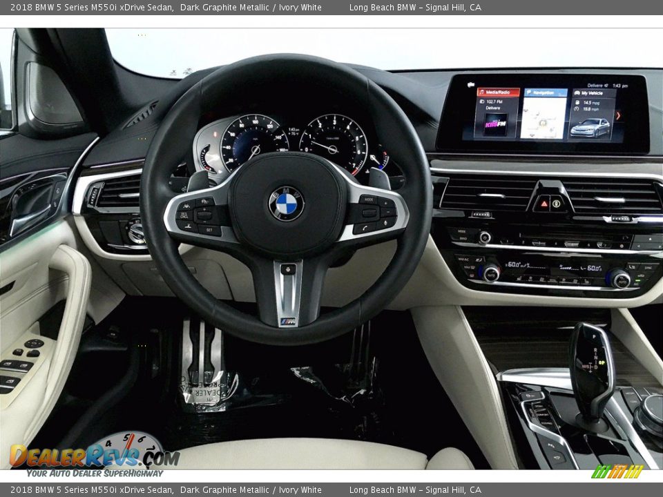 2018 BMW 5 Series M550i xDrive Sedan Dark Graphite Metallic / Ivory White Photo #4