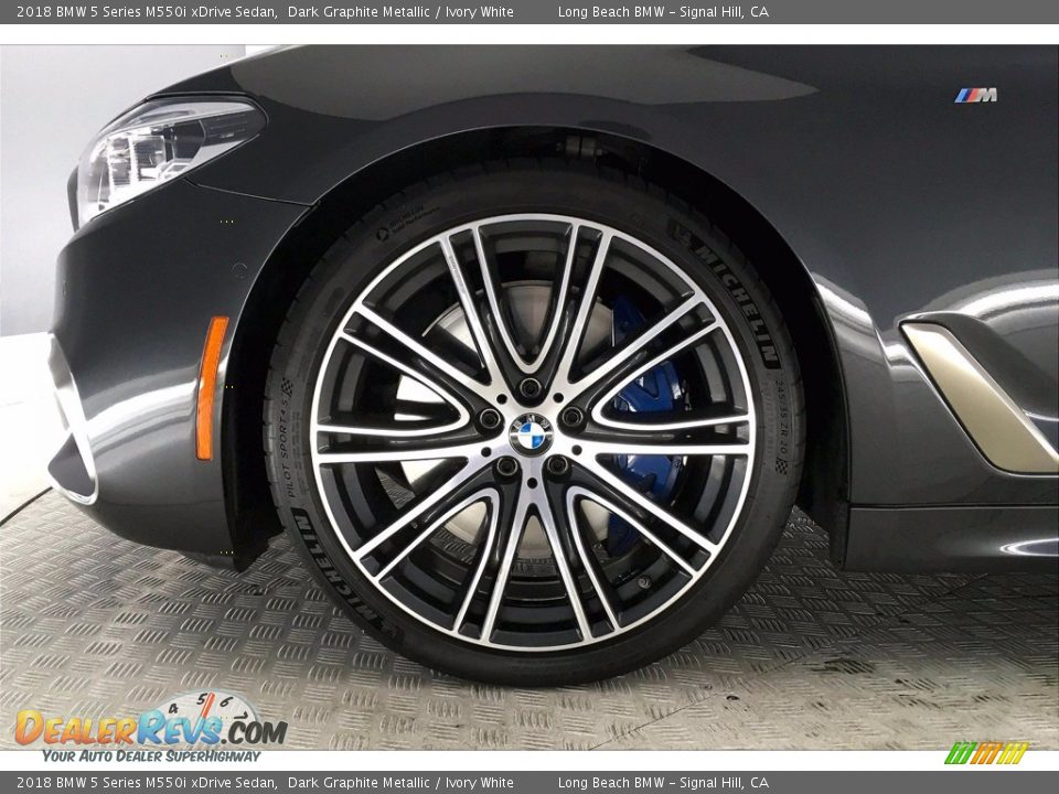 2018 BMW 5 Series M550i xDrive Sedan Dark Graphite Metallic / Ivory White Photo #8