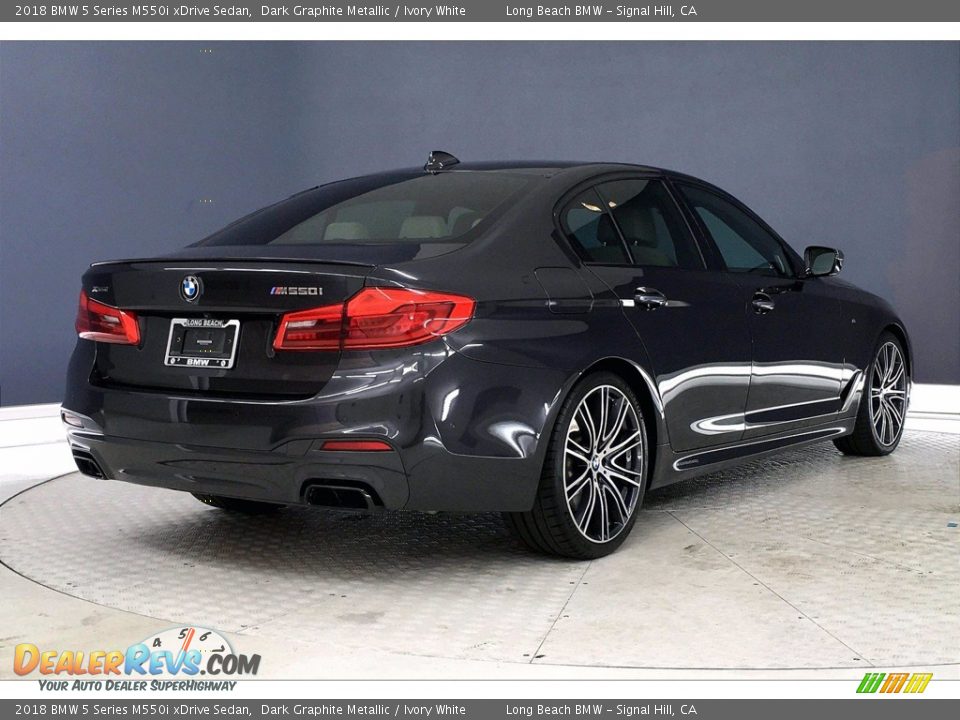 2018 BMW 5 Series M550i xDrive Sedan Dark Graphite Metallic / Ivory White Photo #13