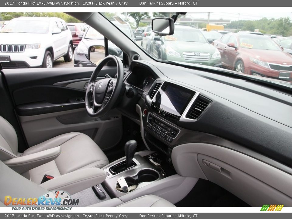 2017 Honda Pilot EX-L AWD w/Navigation Crystal Black Pearl / Gray Photo #16