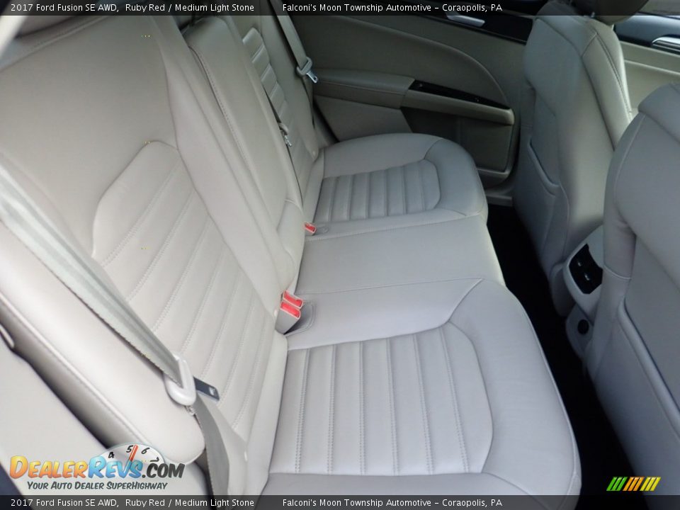 2017 Ford Fusion SE AWD Ruby Red / Medium Light Stone Photo #14