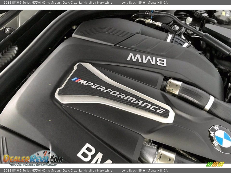 2018 BMW 5 Series M550i xDrive Sedan Dark Graphite Metallic / Ivory White Photo #35
