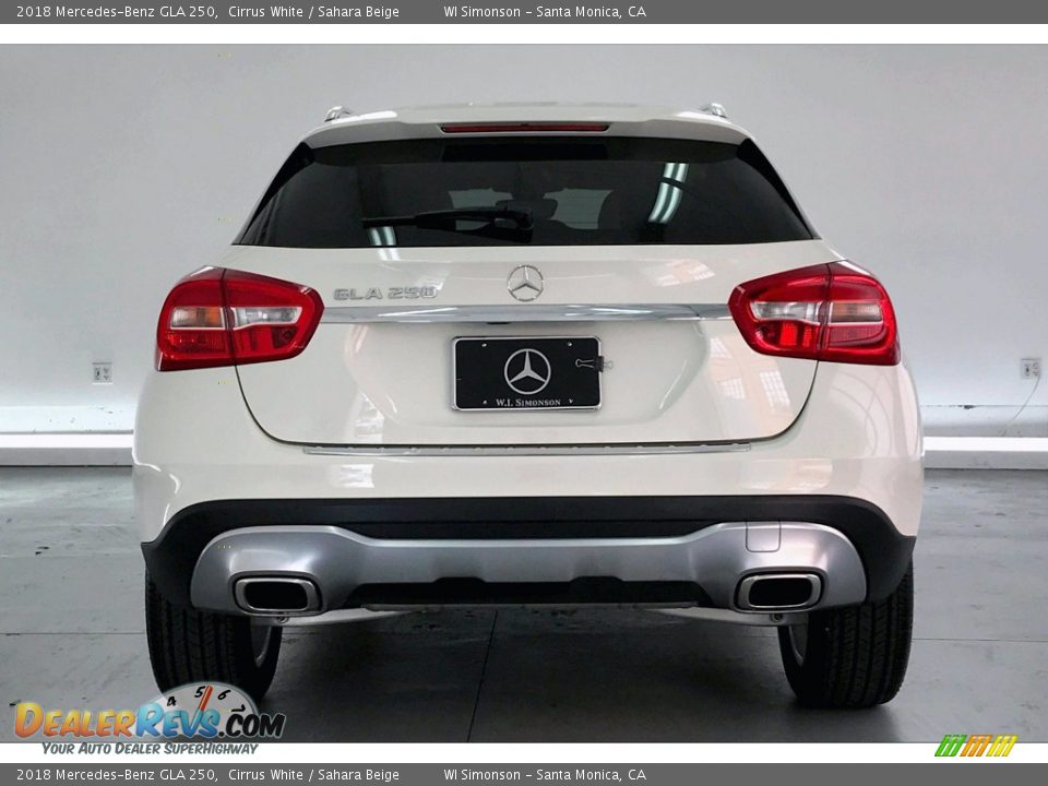 2018 Mercedes-Benz GLA 250 Cirrus White / Sahara Beige Photo #3