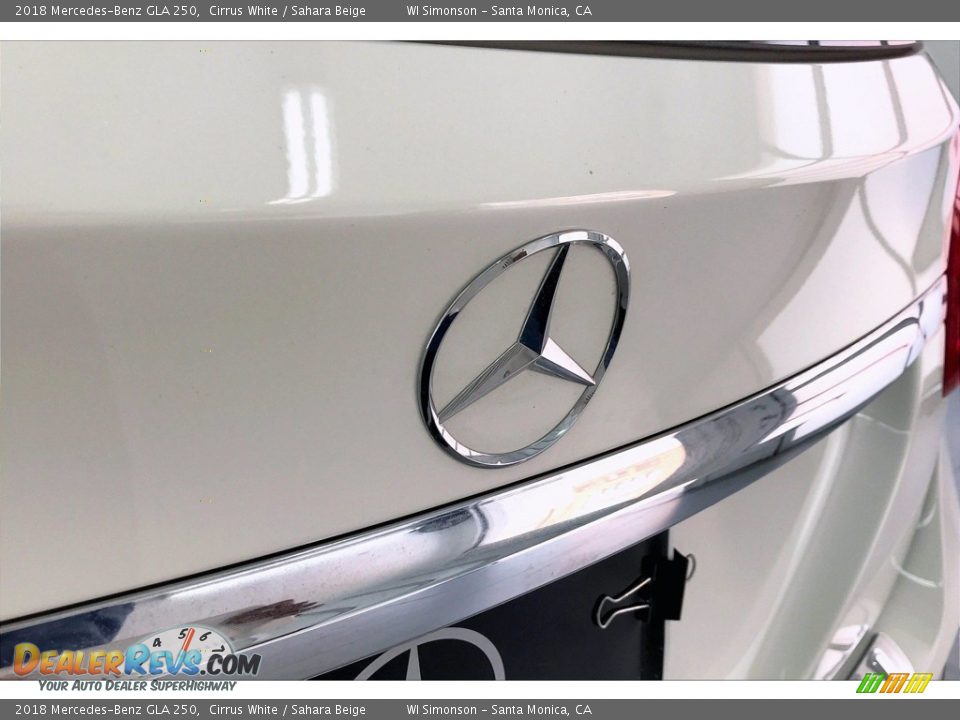 2018 Mercedes-Benz GLA 250 Cirrus White / Sahara Beige Photo #7