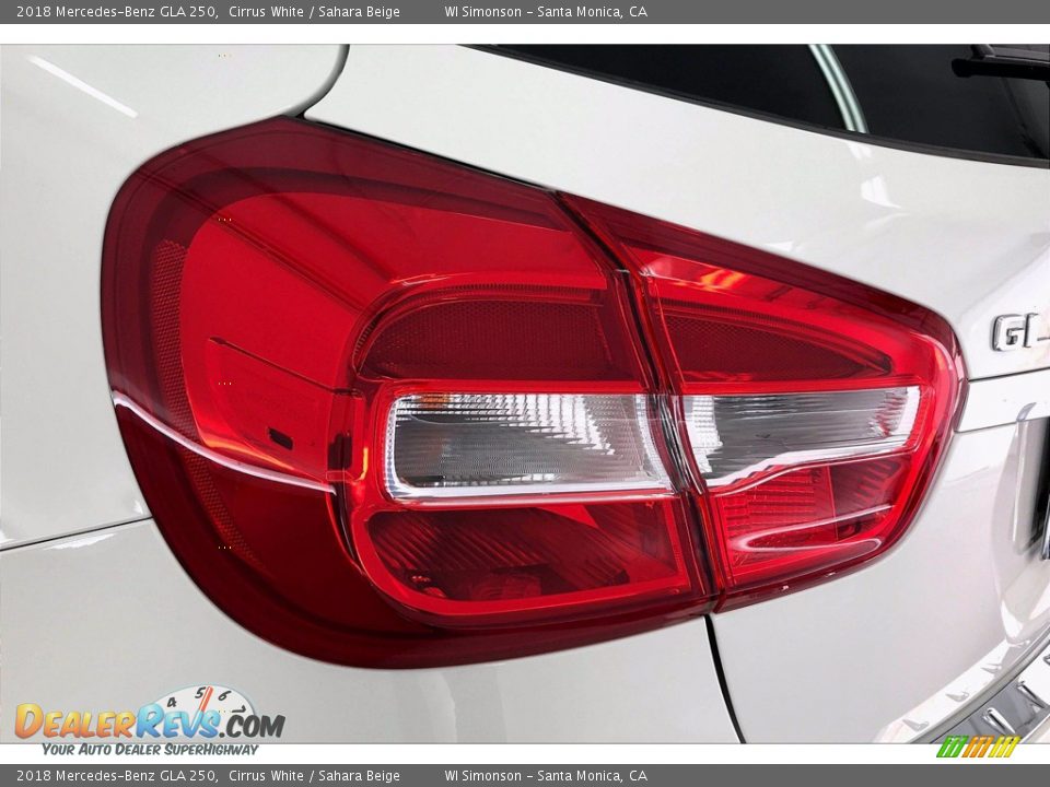 2018 Mercedes-Benz GLA 250 Cirrus White / Sahara Beige Photo #26