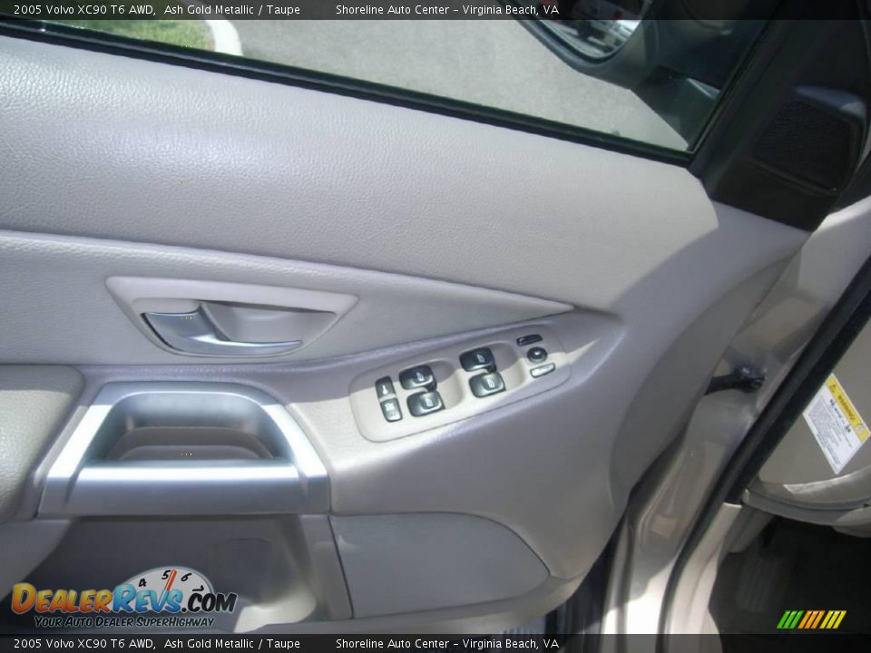 2005 Volvo XC90 T6 AWD Ash Gold Metallic / Taupe Photo #10