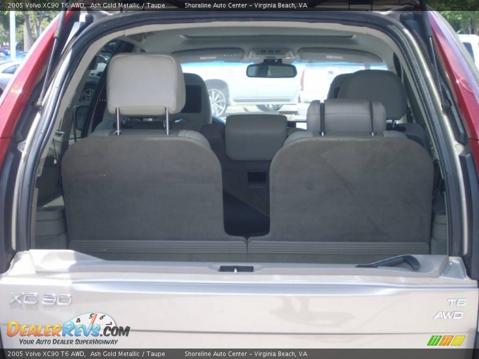 2005 Volvo XC90 T6 AWD Ash Gold Metallic / Taupe Photo #13