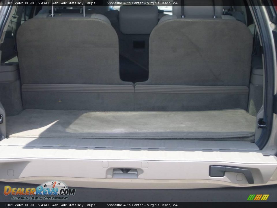 2005 Volvo XC90 T6 AWD Ash Gold Metallic / Taupe Photo #14