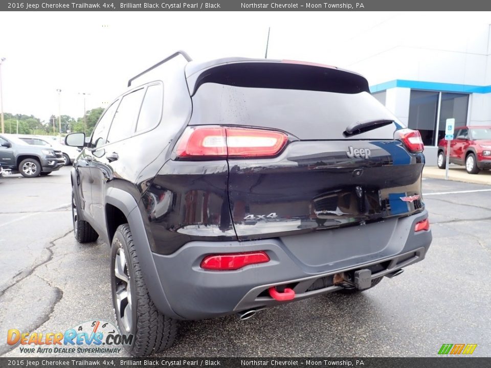 2016 Jeep Cherokee Trailhawk 4x4 Brilliant Black Crystal Pearl / Black Photo #5