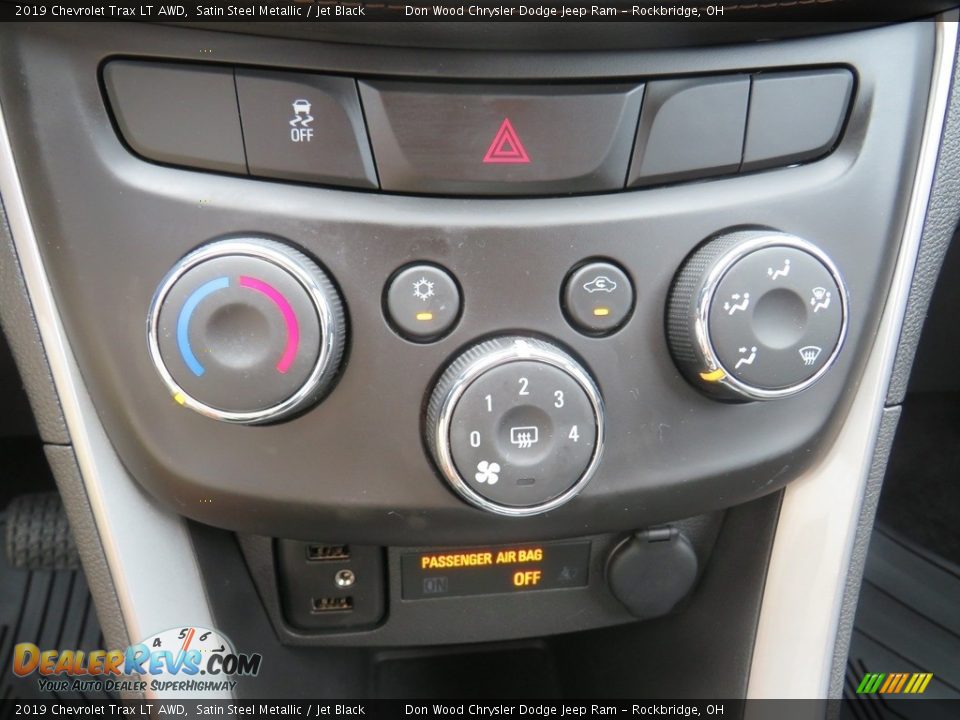 2019 Chevrolet Trax LT AWD Satin Steel Metallic / Jet Black Photo #28