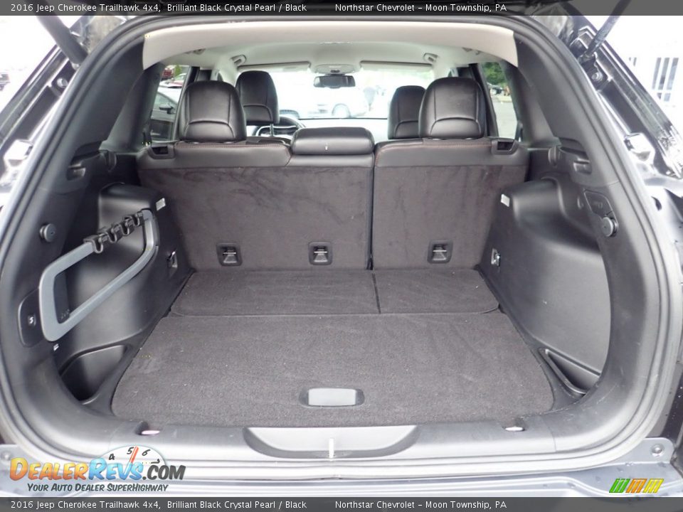 2016 Jeep Cherokee Trailhawk 4x4 Brilliant Black Crystal Pearl / Black Photo #7