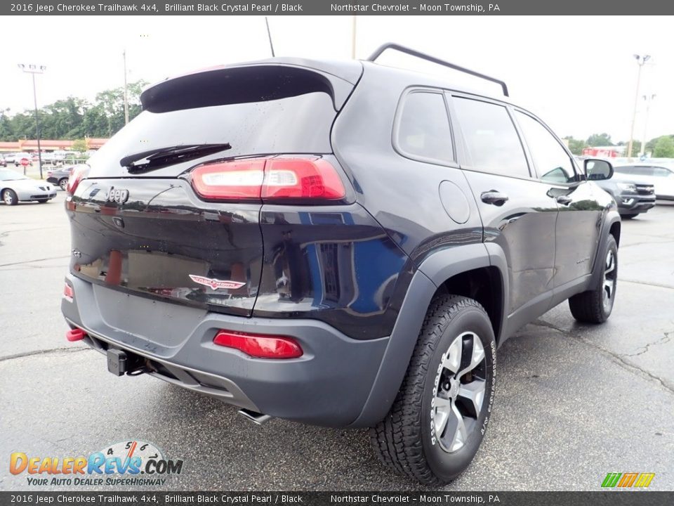 2016 Jeep Cherokee Trailhawk 4x4 Brilliant Black Crystal Pearl / Black Photo #8