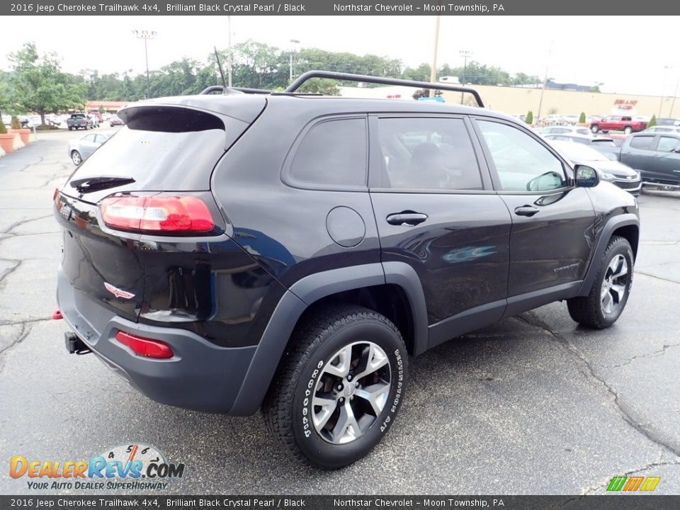 2016 Jeep Cherokee Trailhawk 4x4 Brilliant Black Crystal Pearl / Black Photo #9