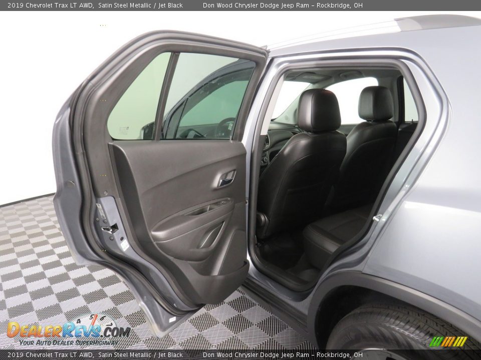 2019 Chevrolet Trax LT AWD Satin Steel Metallic / Jet Black Photo #32