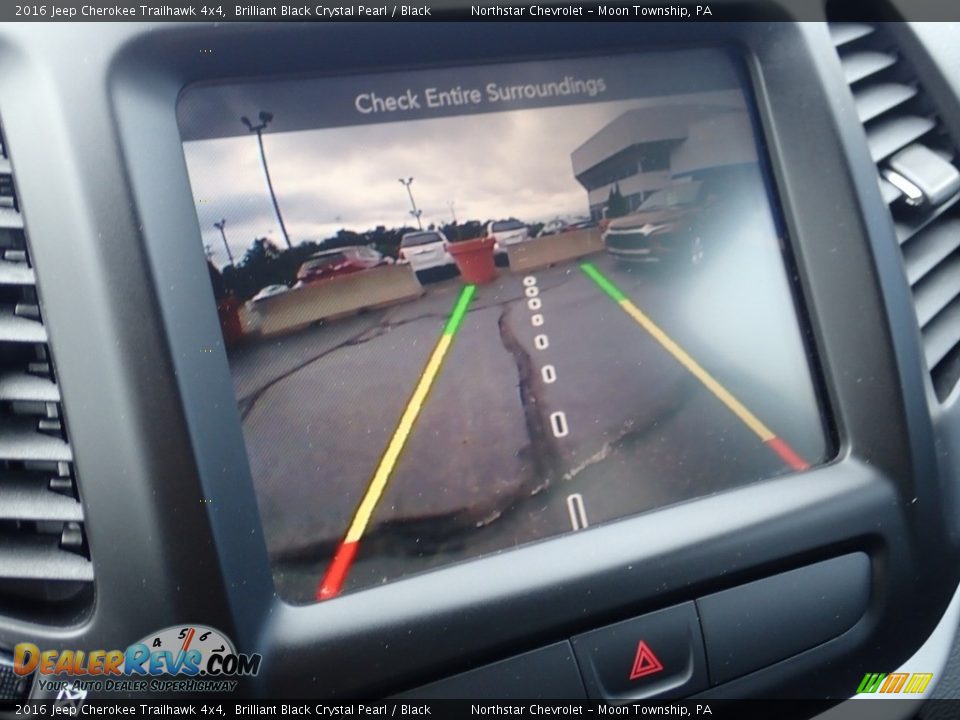 2016 Jeep Cherokee Trailhawk 4x4 Brilliant Black Crystal Pearl / Black Photo #30