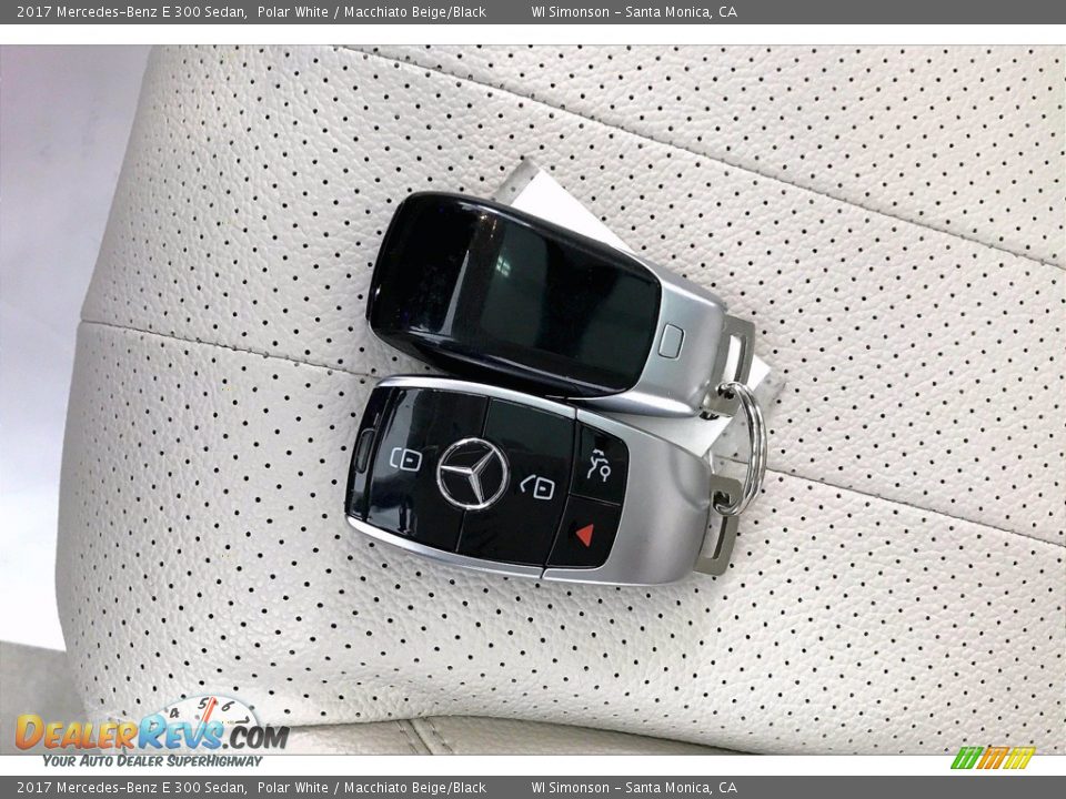 2017 Mercedes-Benz E 300 Sedan Polar White / Macchiato Beige/Black Photo #11
