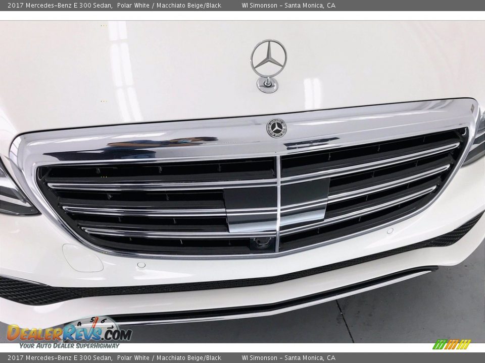 2017 Mercedes-Benz E 300 Sedan Polar White / Macchiato Beige/Black Photo #33